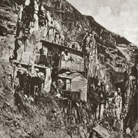 Prvi svjetski rat: Italijanske kolibe. Nitalian Sklonište uz strmoj strani nosača Boccar za vrijeme