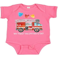 Inktastic Moj vatrogasno vozilo 1. Valentinova sa srcima poklon dječje djeteta ili dječje djece